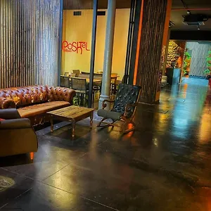Hostel Poshtel - Premium Bilbao