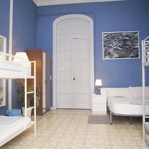 2* Guest house The Hipstel Gran Via