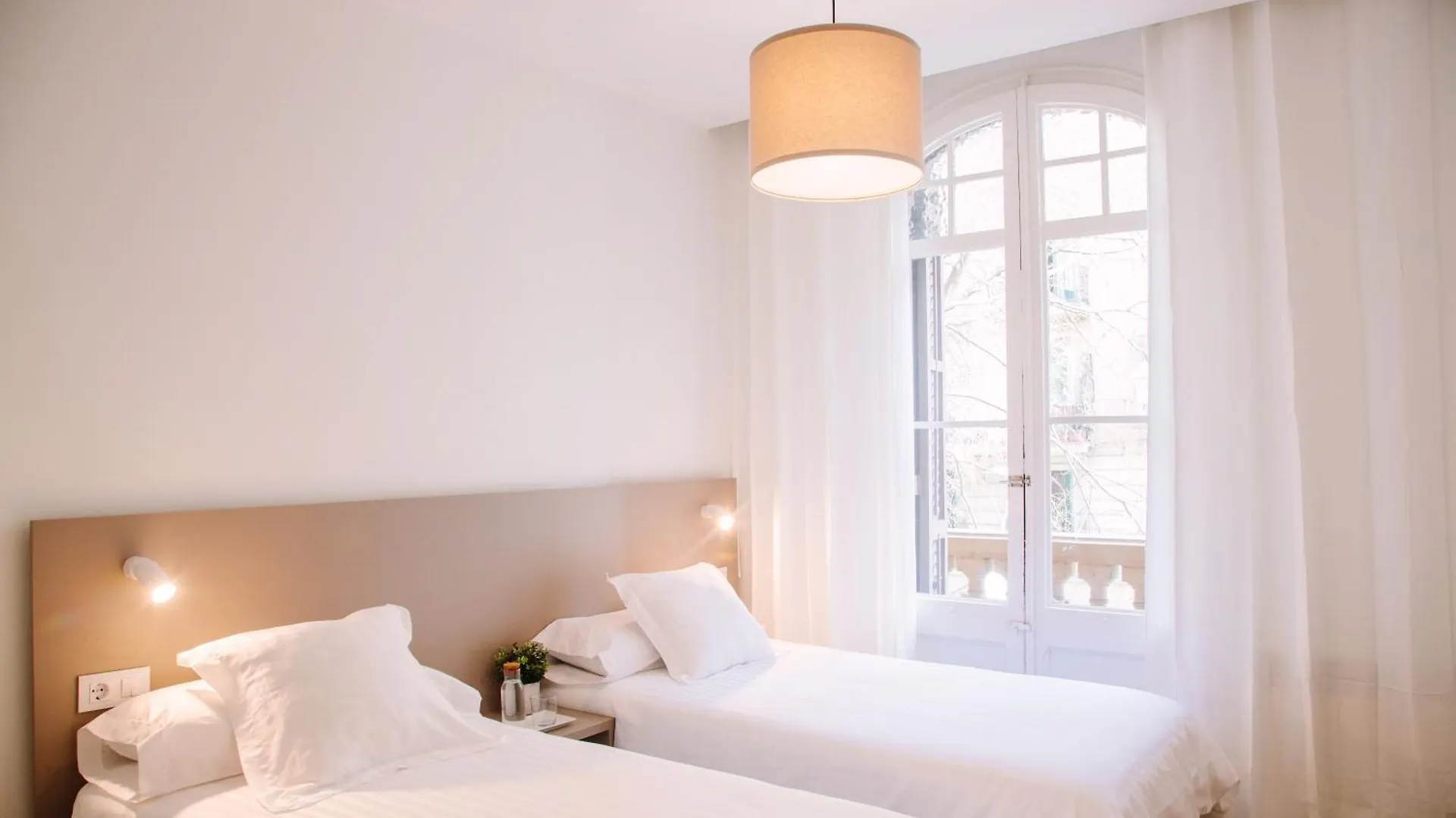 Hostalet De Barcelona Guest house