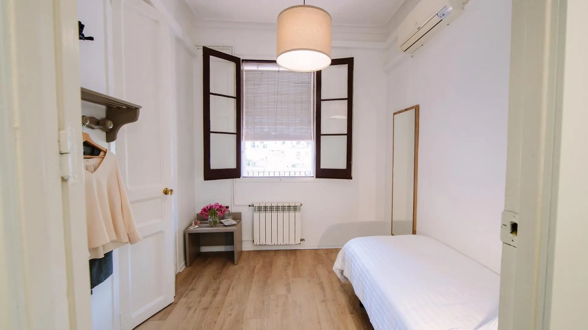 Hostalet De Barcelona Guest house
